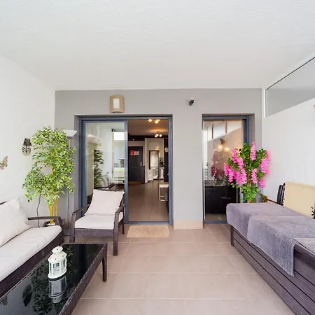 Holiday home Alegria Id25